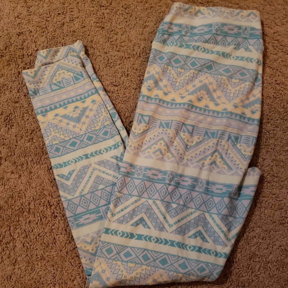Lularoe Tall & Curvy Leggings